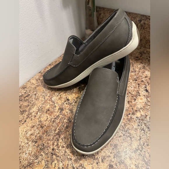 Men\'s Gray Loafers IZOD SIZE 10 brand new main image 4
